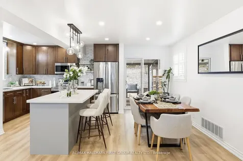 953 Vistula Drive Pickering ON L1W 2L7