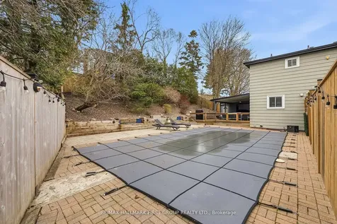 953 Vistula Drive Pickering ON L1W 2L7
