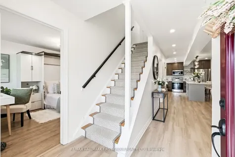 953 Vistula Drive Pickering ON L1W 2L7