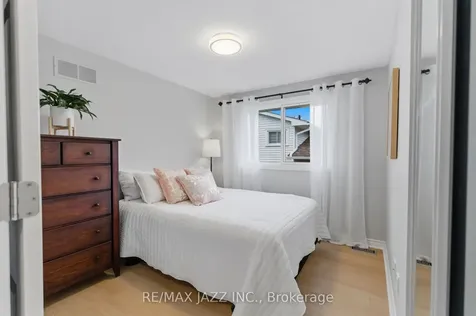 47 Martindale Street Oshawa ON L1H 6W7