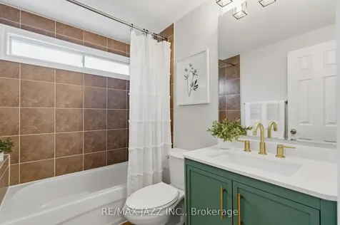47 Martindale Street Oshawa ON L1H 6W7