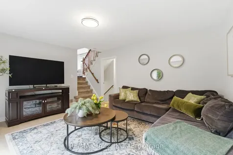 47 Martindale Street Oshawa ON L1H 6W7