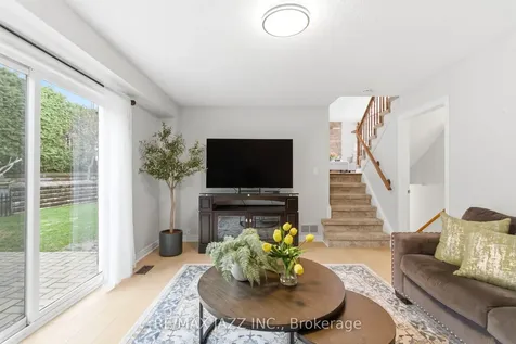47 Martindale Street Oshawa ON L1H 6W7