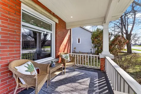 60 Winchester Road E Whitby ON L1M 1B4