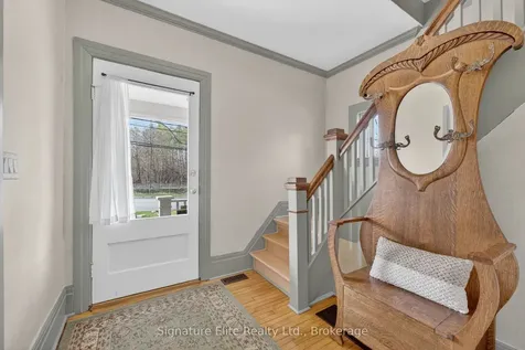 60 Winchester Road E Whitby ON L1M 1B4