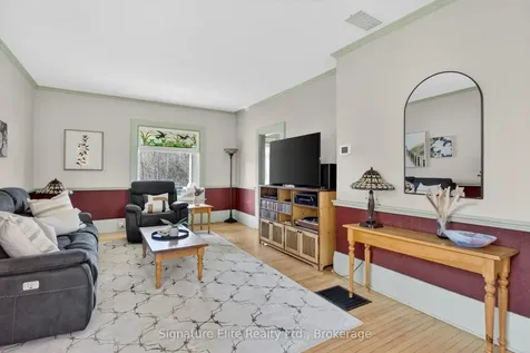 60 Winchester Road E Whitby ON L1M 1B4