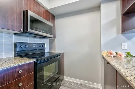 181 Village Green Square Toronto ON M1S 0K6