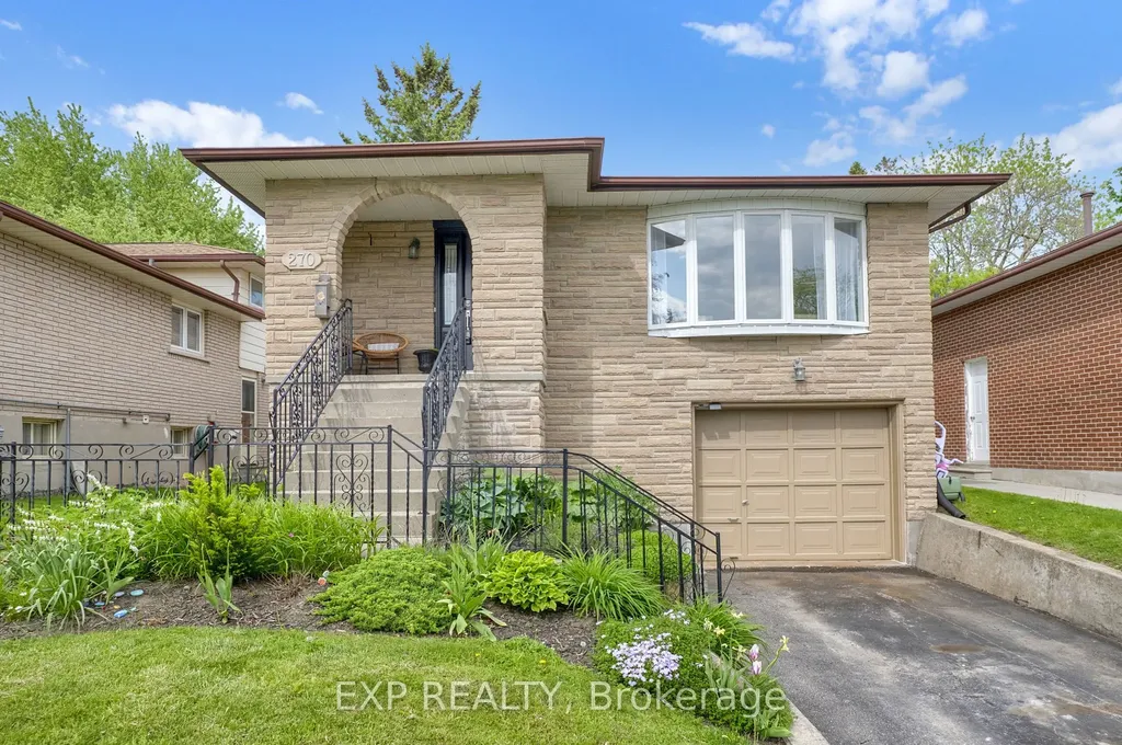 270 Fairlawn Court Oshawa ON L1J 4P9