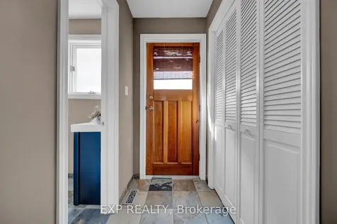 270 Fairlawn Court Oshawa ON L1J 4P9
