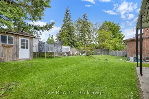270 Fairlawn Court Oshawa ON L1J 4P9