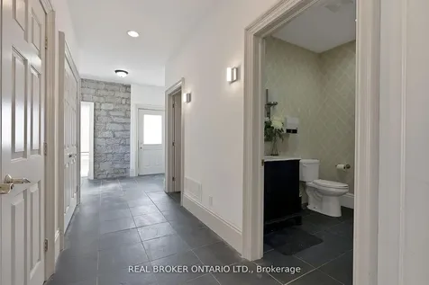 780 Garden Street Whitby ON L1N 8P2