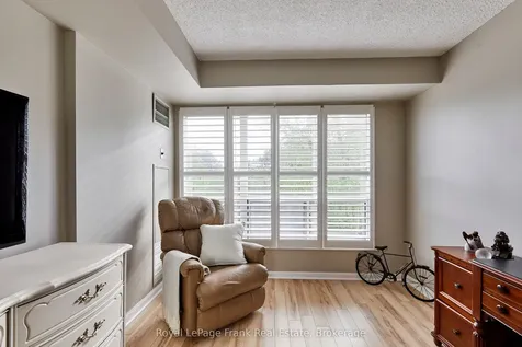 712 Rossland Road E Whitby ON L1N 9E8