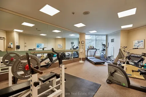 712 Rossland Road E Whitby ON L1N 9E8