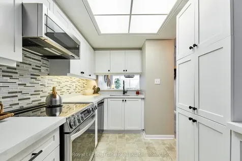712 Rossland Road E Whitby ON L1N 9E8