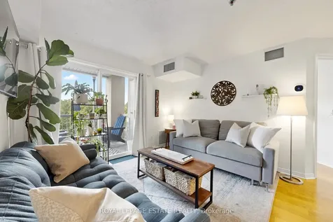 684 Warden Avenue Toronto ON M1L 4W4