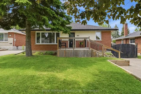 362 Garden Court Oshawa ON L1J 3E4