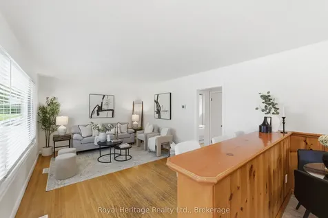 362 Garden Court Oshawa ON L1J 3E4