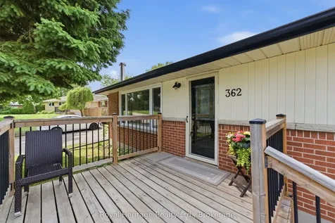 362 Garden Court Oshawa ON L1J 3E4
