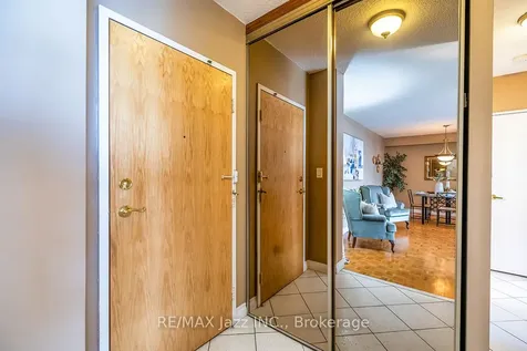 92 Church Street S Ajax ON L1S 6B4