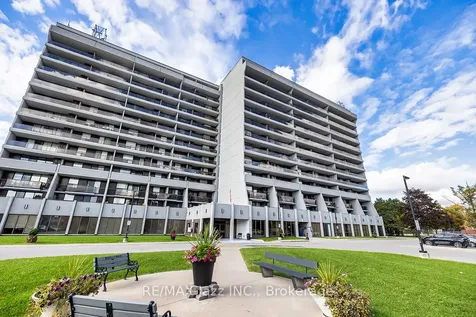 92 Church Street S Ajax ON L1S 6B4