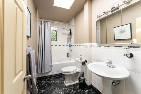 46 Orchard View Boulevard Oshawa ON L1G 3N7