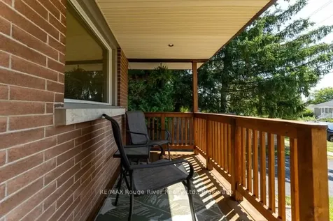 46 Orchard View Boulevard Oshawa ON L1G 3N7