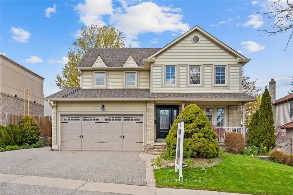 593 Prestwick Drive Oshawa ON L1J 7P5