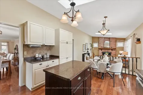 593 Prestwick Drive Oshawa ON L1J 7P5