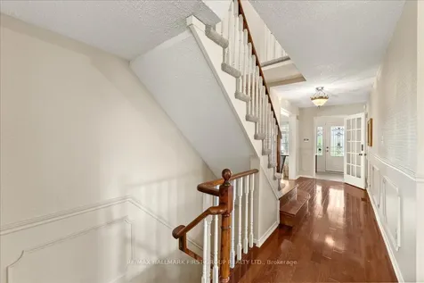 593 Prestwick Drive Oshawa ON L1J 7P5