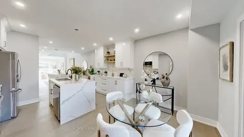 1073 Craven Road Toronto ON M4J 4V7
