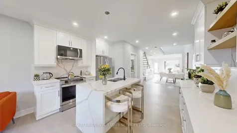 1073 Craven Road Toronto ON M4J 4V7