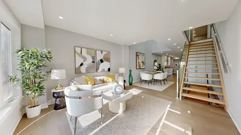 1073 Craven Road Toronto ON M4J 4V7