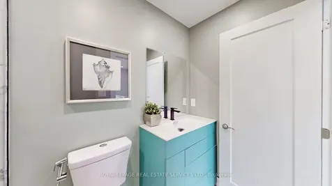 1073 Craven Road Toronto ON M4J 4V7