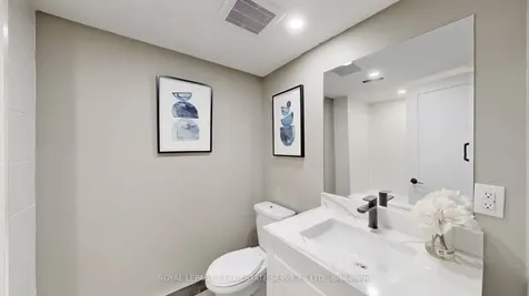 1073 Craven Road Toronto ON M4J 4V7