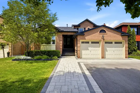 532 Beech Street E Whitby ON L1N 7C9