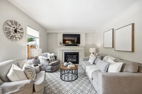 532 Beech Street E Whitby ON L1N 7C9
