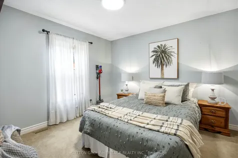 532 Beech Street E Whitby ON L1N 7C9