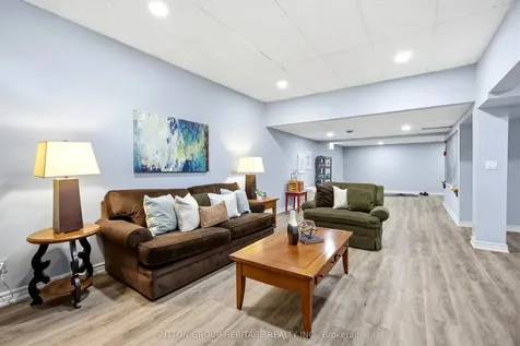 532 Beech Street E Whitby ON L1N 7C9