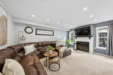 6 Snowden Court Clarington ON L1B 1E7
