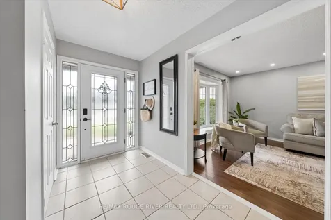 6 Snowden Court Clarington ON L1B 1E7