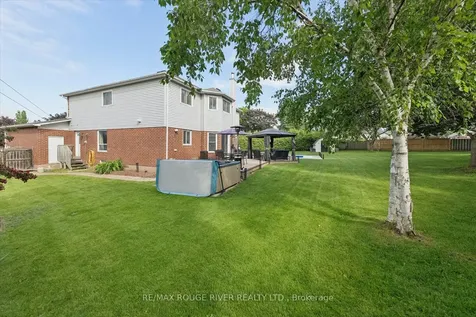 6 Snowden Court Clarington ON L1B 1E7
