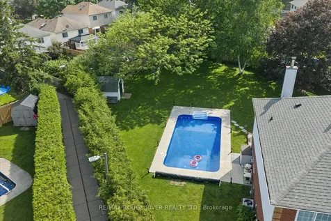 6 Snowden Court Clarington ON L1B 1E7