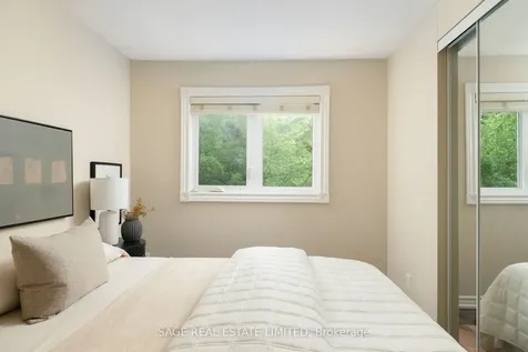 63 Burkwood Crescent Toronto ON M1B 1N9