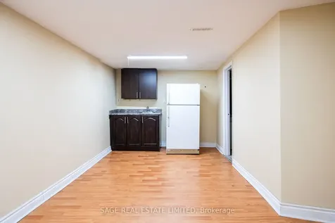 63 Burkwood Crescent Toronto ON M1B 1N9