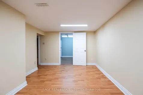 63 Burkwood Crescent Toronto ON M1B 1N9