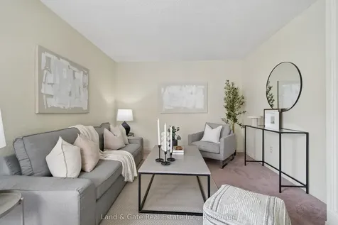 1286 Pinehurst Avenue Oshawa ON L1H 8G5