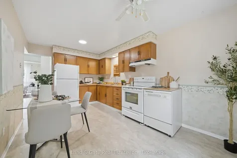 1286 Pinehurst Avenue Oshawa ON L1H 8G5