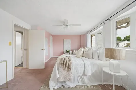1286 Pinehurst Avenue Oshawa ON L1H 8G5