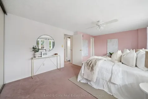 1286 Pinehurst Avenue Oshawa ON L1H 8G5