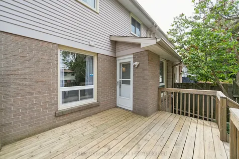 1286 Pinehurst Avenue Oshawa ON L1H 8G5